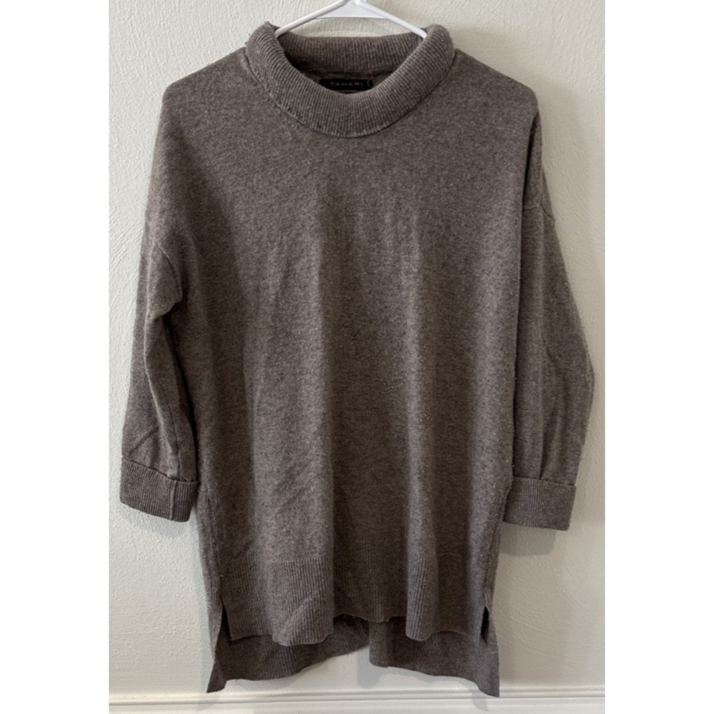 TAHARI Women's 100% Cashmere Sweater Small S Pure Luxe‎ Soft Knit Pullover